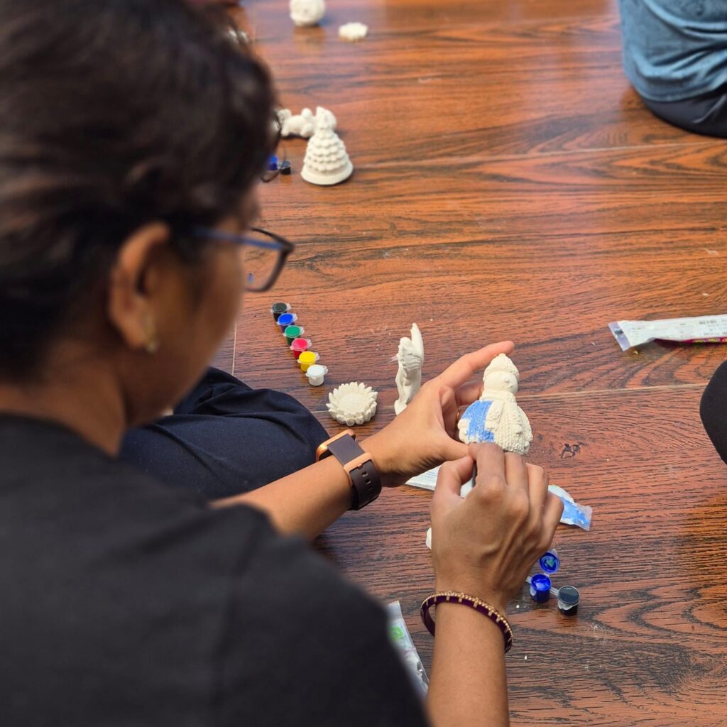 plaster-painting-event-workshop-9